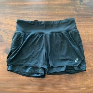 *NEW, NEVER WORN* Asics Cool 2-in-1 Shorts